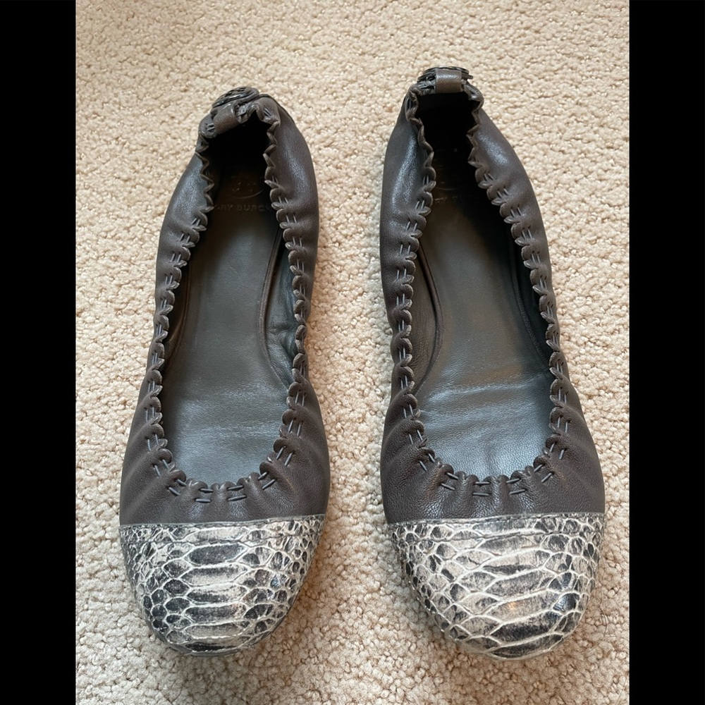 Tory Burch ballet leather shoes
